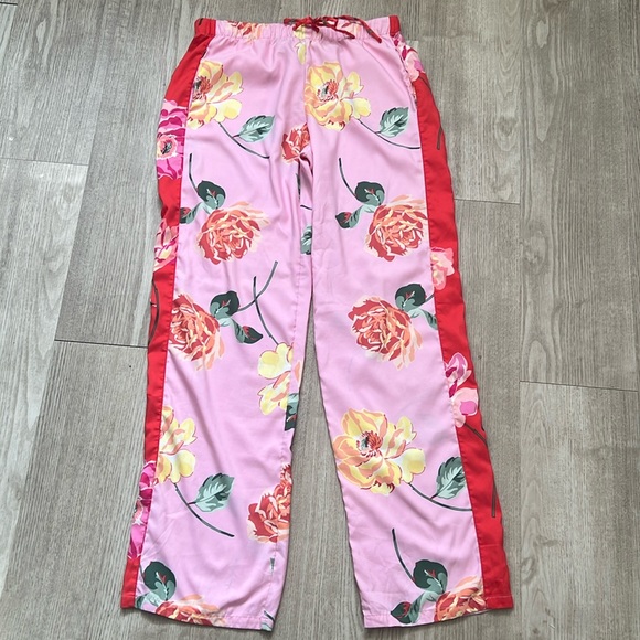 Victoria's Secret Satin Pajama Floral Sleep Pants - Picture 5 of 10